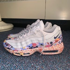 Nike air max 95 SE women’s shoe